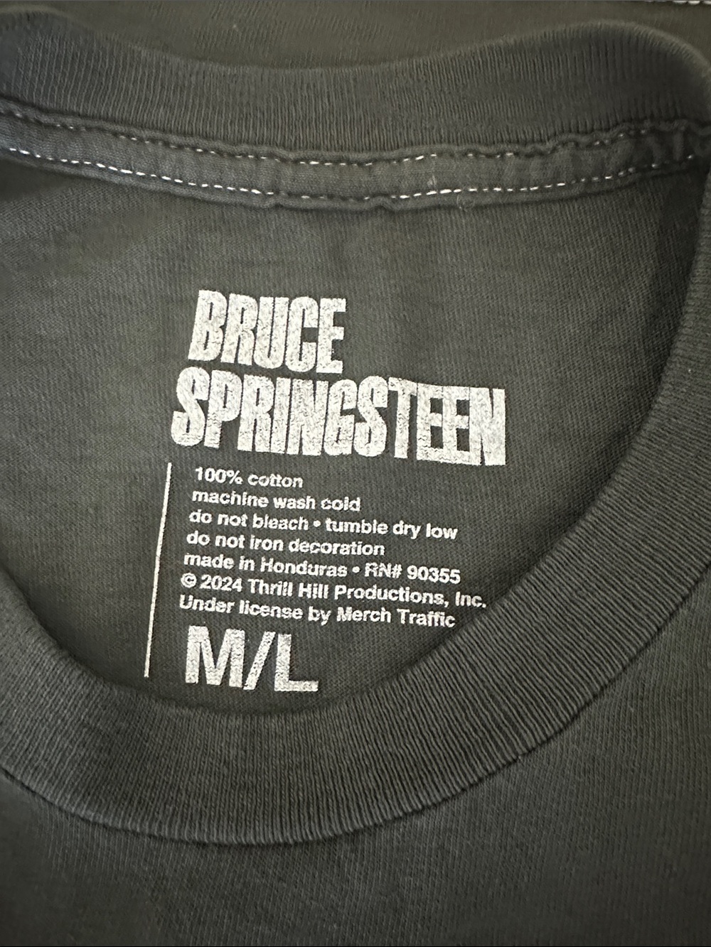 NWOT Bruce Springsteen Graphic Tee - Picture 2 of 7
